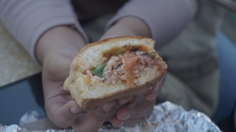 Kuliner Legendaris Roti John Malang