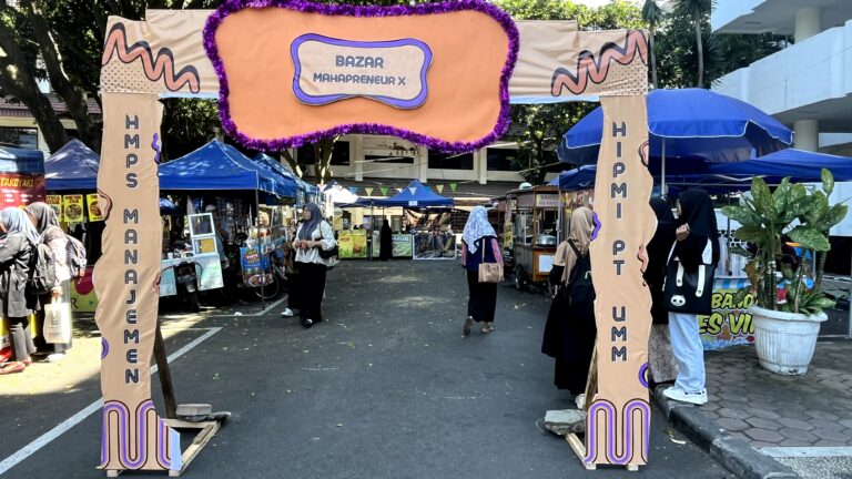 HMJ FEB UMM Adakan Bazar Mahapreneur X