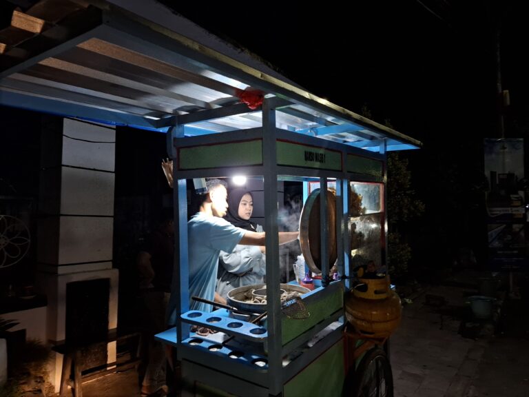 Ngidam Bakso? Coba Bakso Pasuruan yang Selalu Ramai Ini