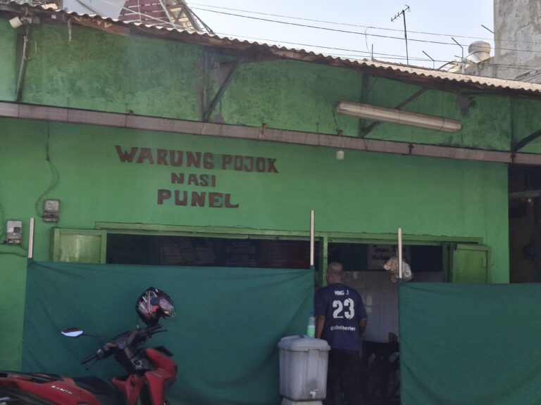 Hangat dan Gurih Nasi Punel, Sepiring Cerita dari Dapur Khas Bangil