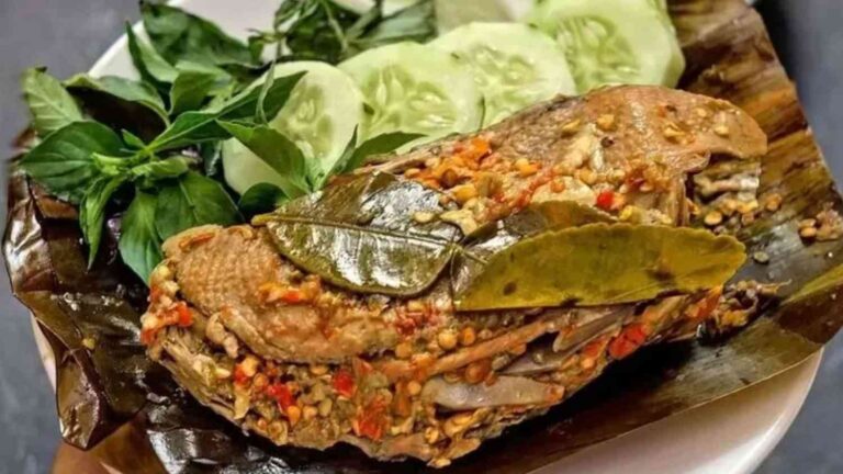 Satu ekor bebek songkem utuh