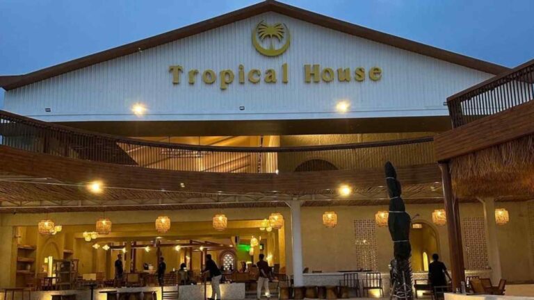 cafe tropical house di Tulungagung