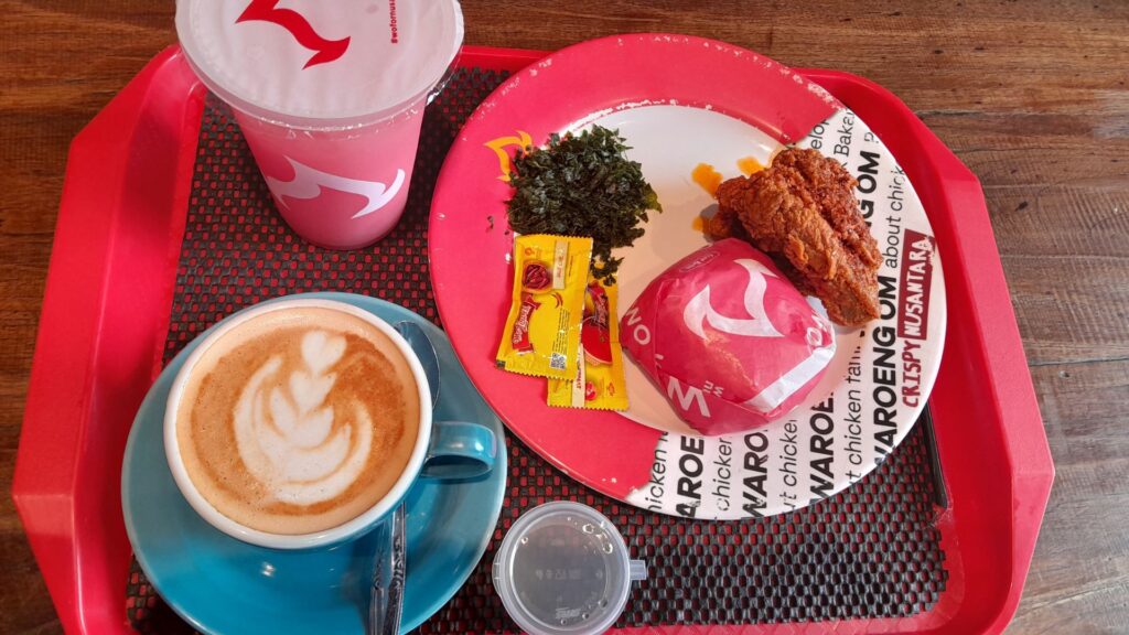 Menu yang ada di waroeng om.