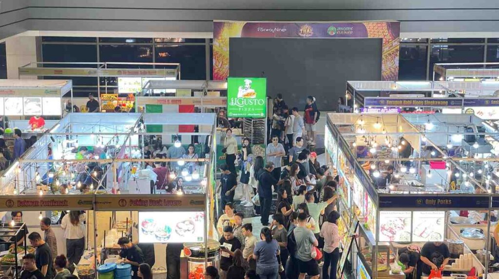 pembagian tenant halal dan non halal di festival taste of thai