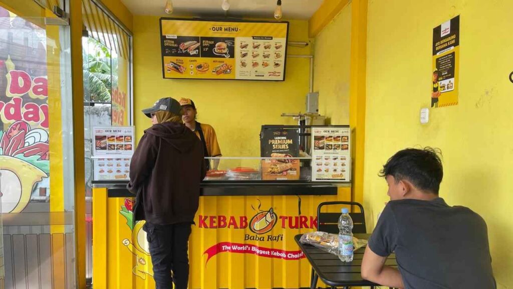 store offline kebab turki baba rafi cabang SPBU tlogomas