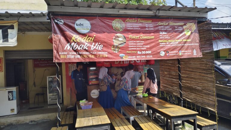 kedai viral mbak vie