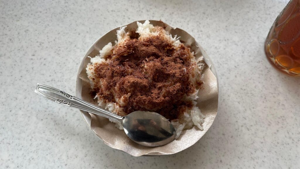 Ini adalah foto tansu rasa milo dari warung bu Amik