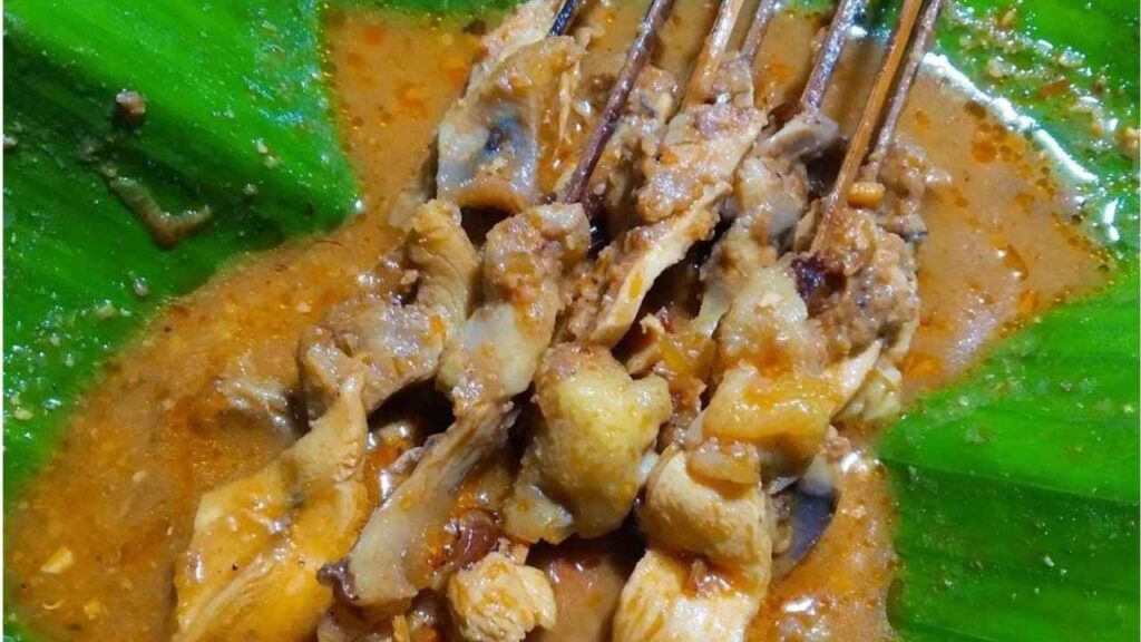 sate bebek khas Tulungagung