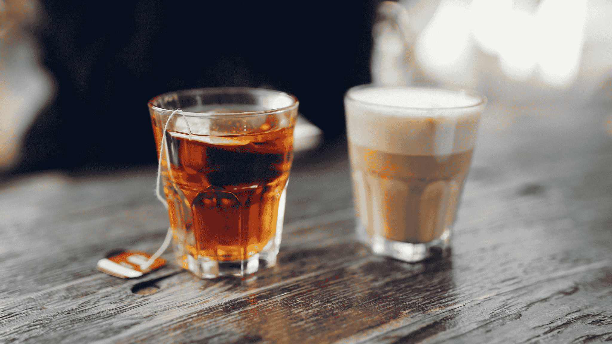 kopi vs teh di pagi hari