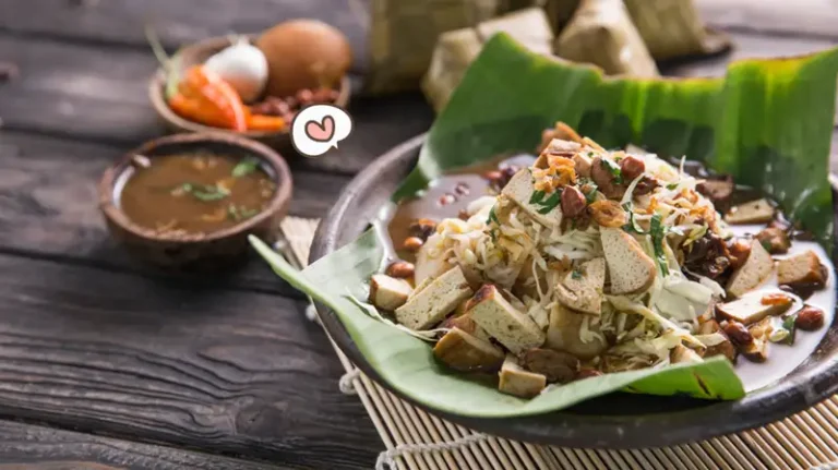 Kupat Tahu Pacitan